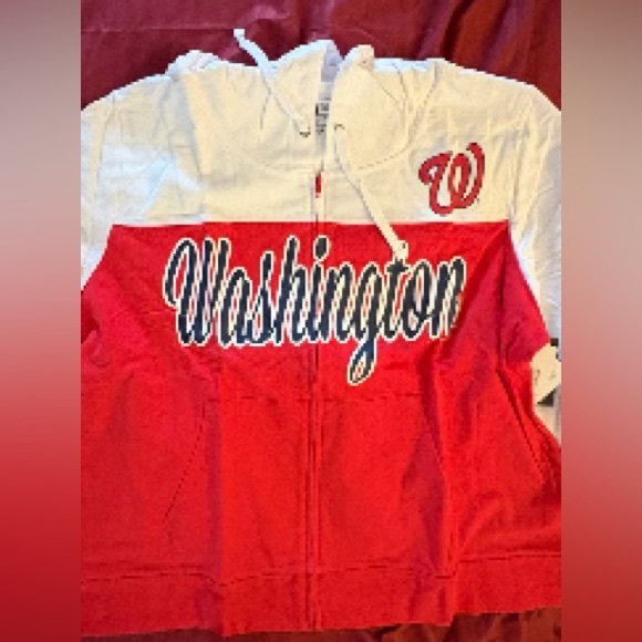 Washington major league baseball 
 2X long sleeve Jacket 
Hooded , full zipper - Picture 3 of 10